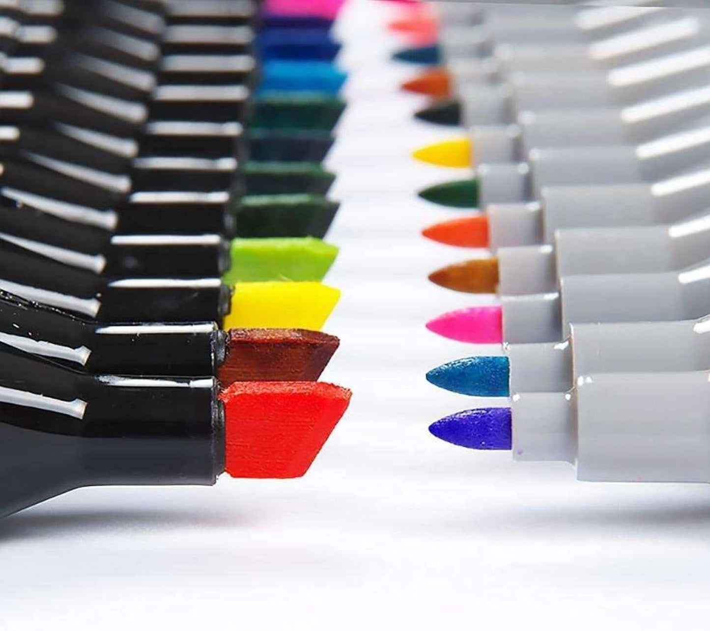 Pennarelli Touch a Doppia Punta 80 Colori – Marker Professionali per Disegno, Manga, Fumetti, Illustrazione
