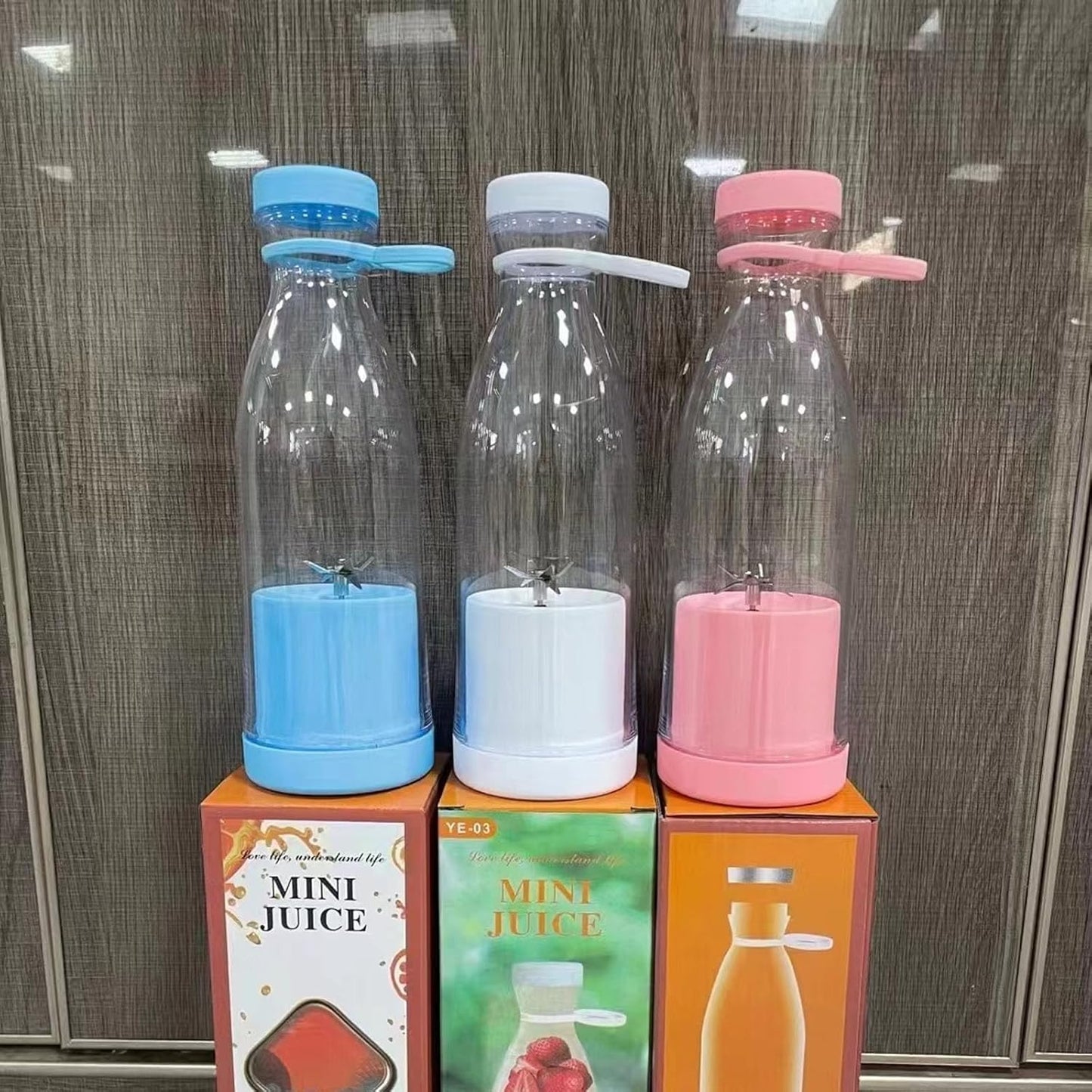 Frullatore Portatile USB 420ml – Smoothie Maker Ricaricabile | 3 Varianti Colore