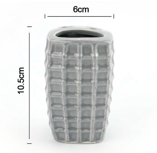 Portaspazzolini Grigio in Ceramica con Effetto Lucido – 6x10.5cm