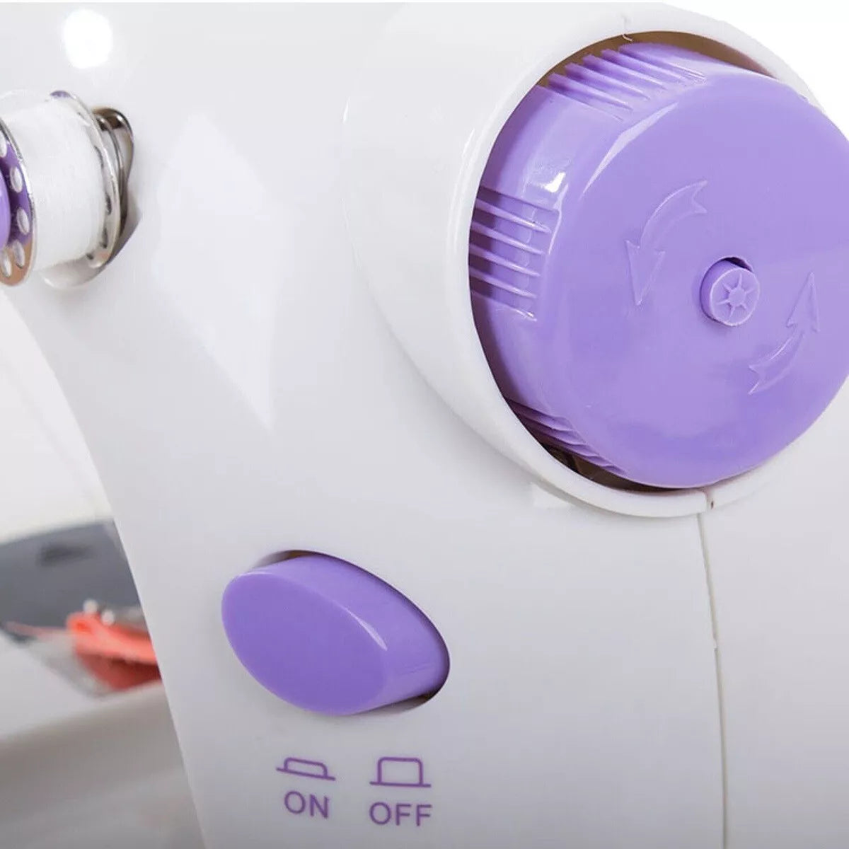 Mini Macchina da Cucire Elettrica SM-202A | Portatile con Doppia Linea e Pedale